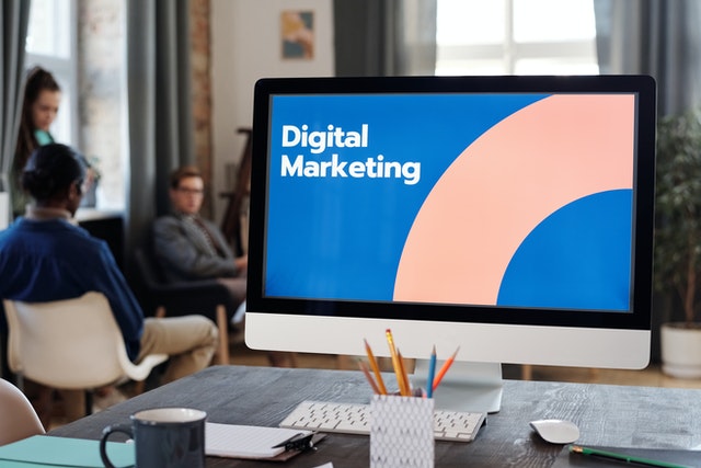 Benefits of Using a Digital Marketing Specialist for Business